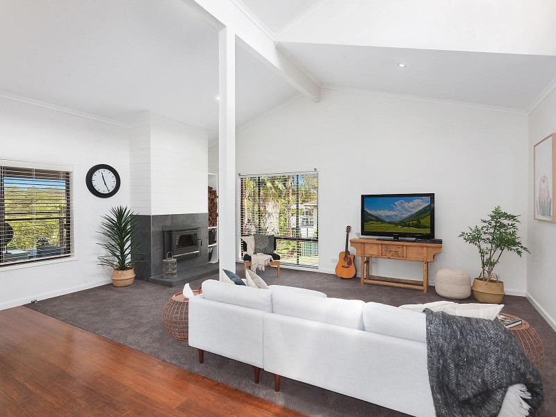 6 Angophora Close, Wamberal NSW 2260