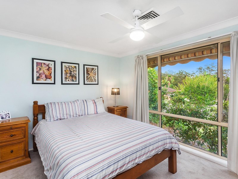 10 Greenvale Road, Green Point NSW 2251