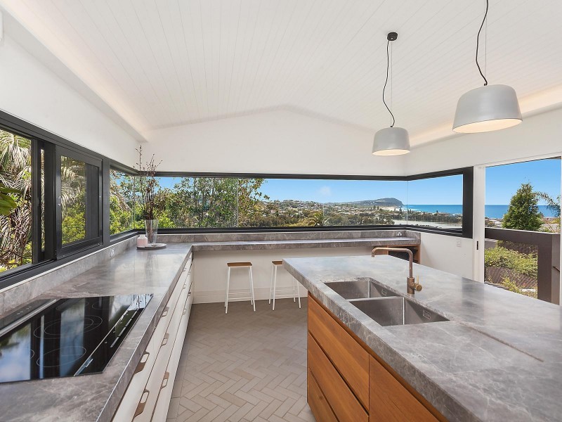 25 Hillcrest Street, Terrigal NSW 2260