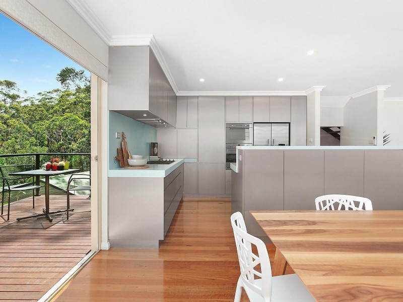 12 Table Top Road, North Avoca NSW 2260