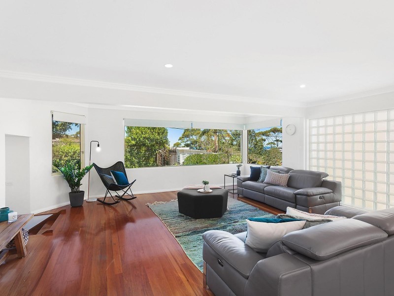 12 Table Top Road, North Avoca NSW 2260