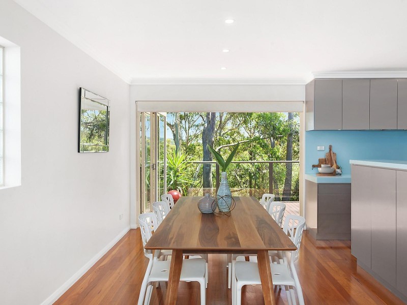 12 Table Top Road, North Avoca NSW 2260