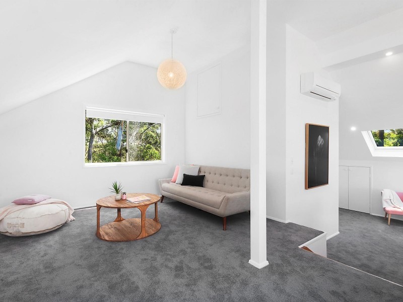 12 Table Top Road, North Avoca NSW 2260