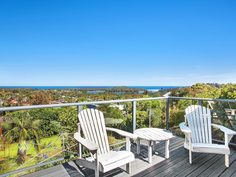 22 Reads Road, Wamberal NSW 2260