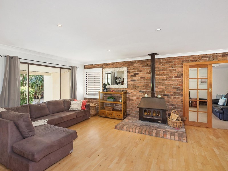 60 Windsor Road, Wamberal NSW 2260