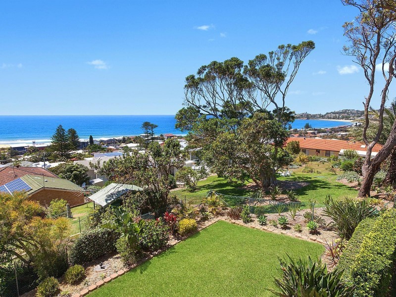 30A McGee Avenue, Wamberal NSW 2260