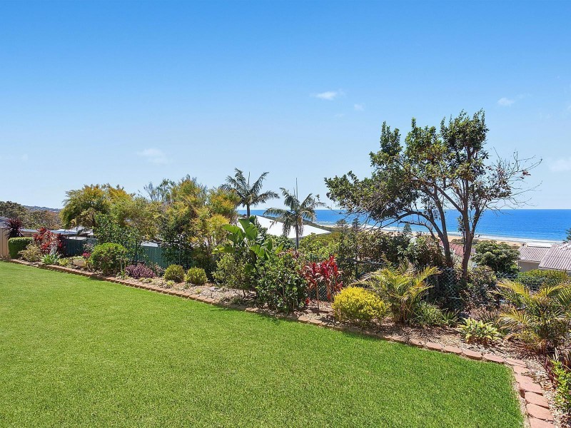 30A McGee Avenue, Wamberal NSW 2260