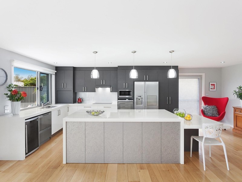 37 Bayline Drive, Point Clare NSW 2250