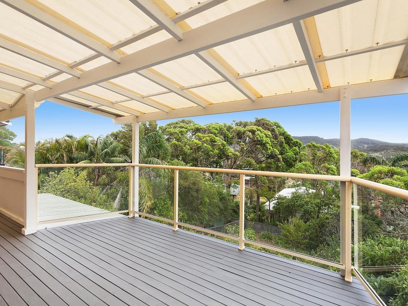 2 Pacific View Street, Forresters Beach NSW 2260