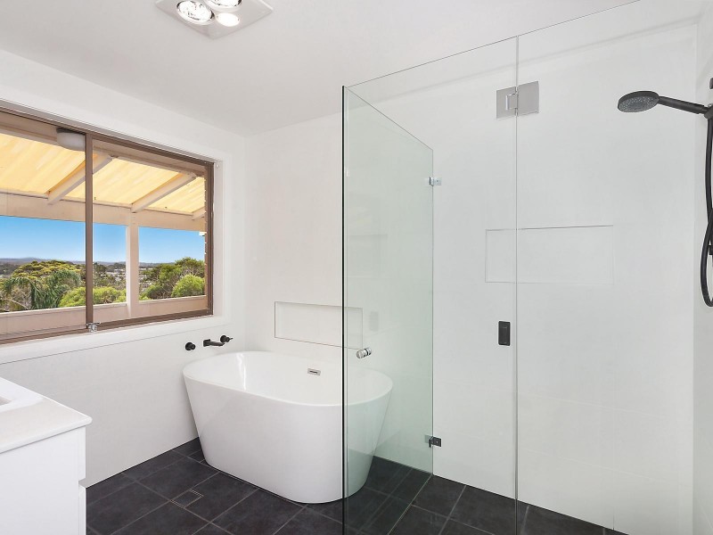 2 Pacific View Street, Forresters Beach NSW 2260