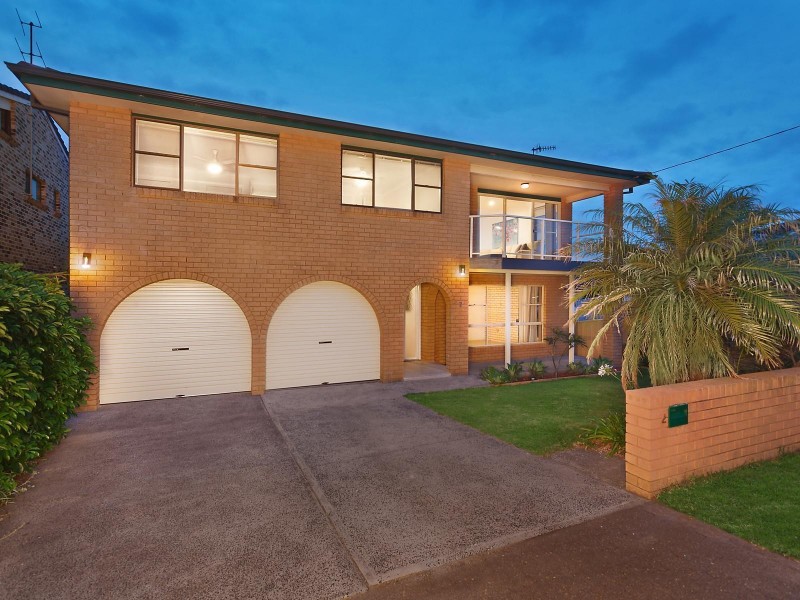 2 Pacific View Street, Forresters Beach NSW 2260