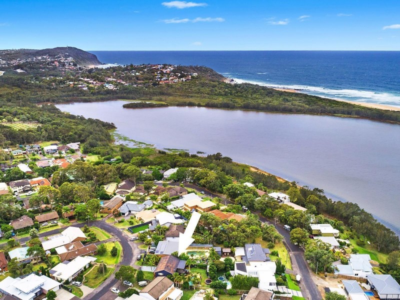 21 Heights Crescent, Wamberal NSW 2260