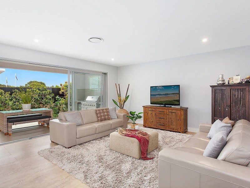 8/54 Lumeah Avenue, Wamberal NSW 2260