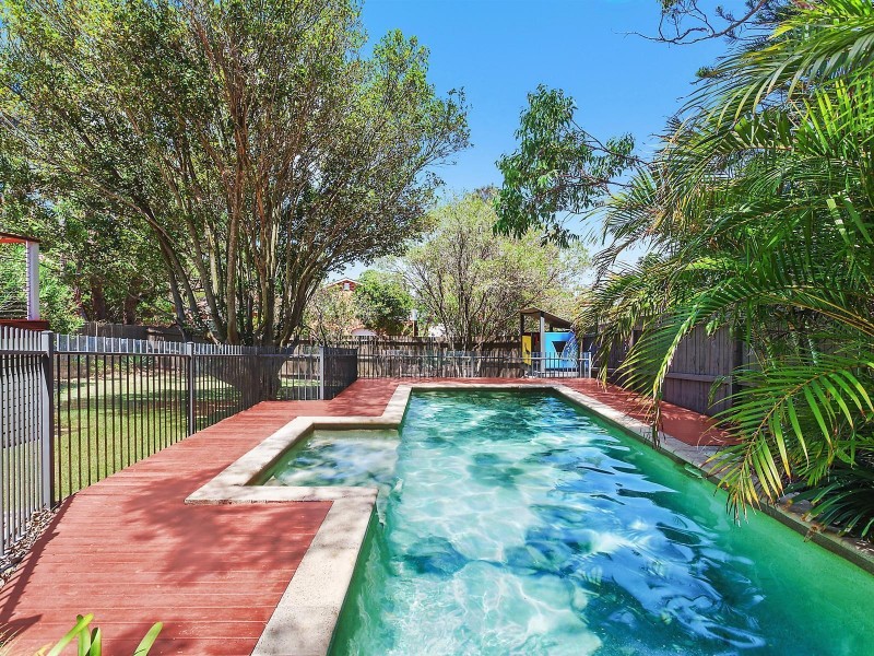 1 Redondo Drive, Copacabana NSW 2251