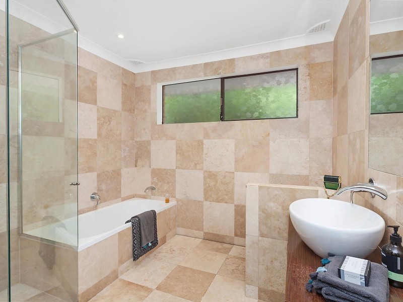 53 Hillside Road, Avoca Beach NSW 2251