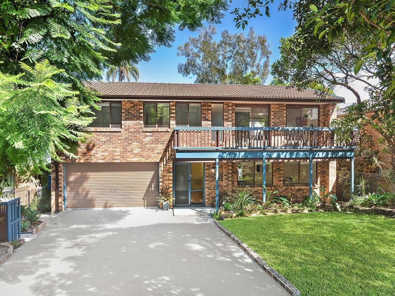 231 Avoca Drive, Green Point NSW 2251