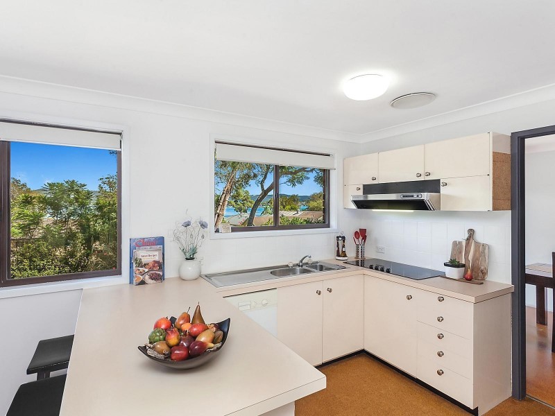231 Avoca Drive, Green Point NSW 2251
