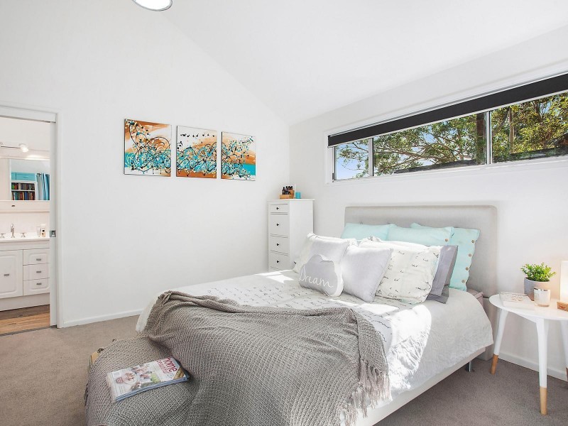 39 Easter Parade, North Avoca NSW 2260