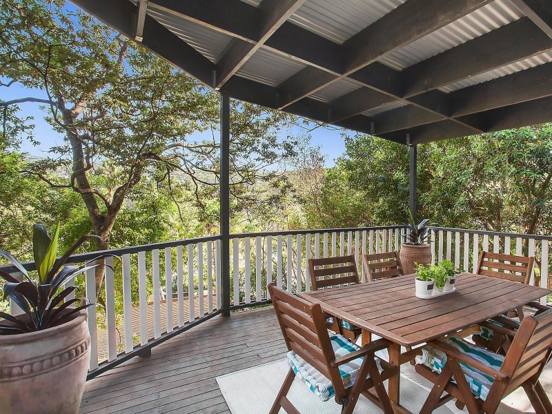 39 Easter Parade, North Avoca NSW 2260