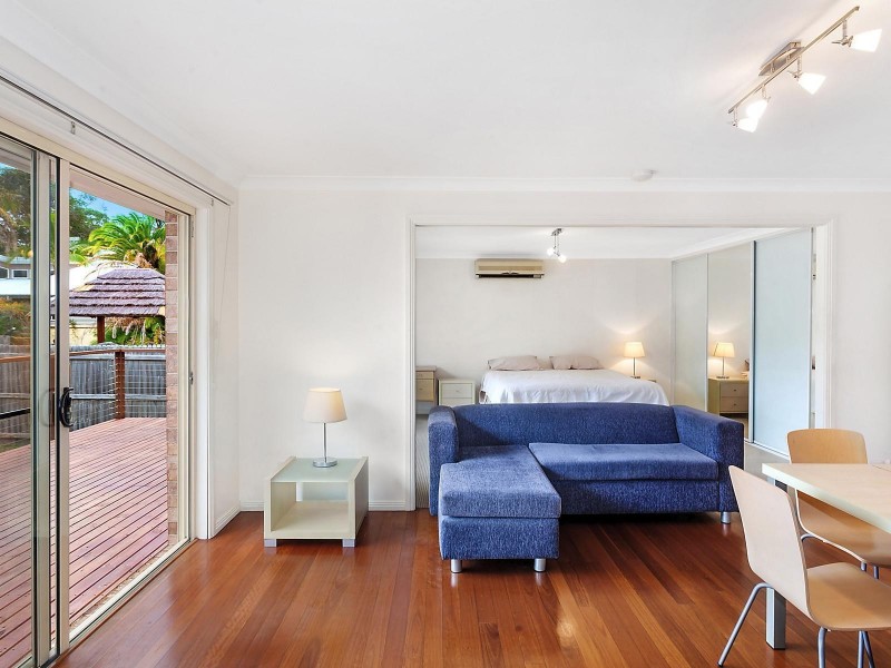 35 Malkana Avenue, Forresters Beach NSW 2260