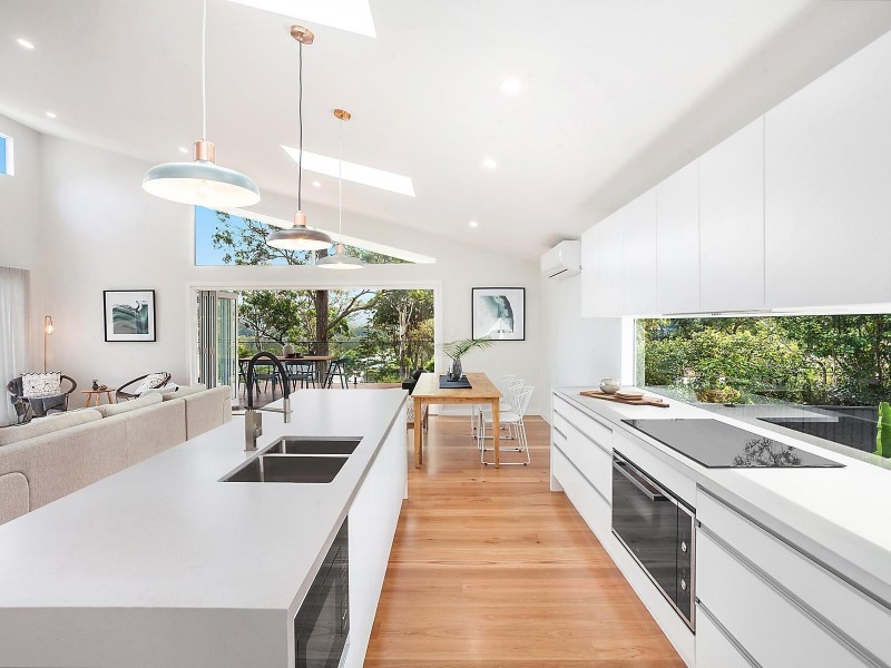 11 The Brow, Wamberal NSW 2260