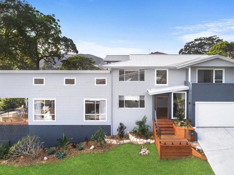 11 The Brow, Wamberal NSW 2260