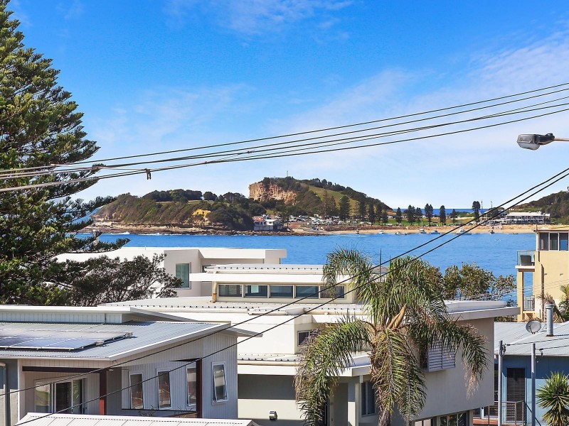 2/102 Ocean View Drive, Wamberal NSW 2260