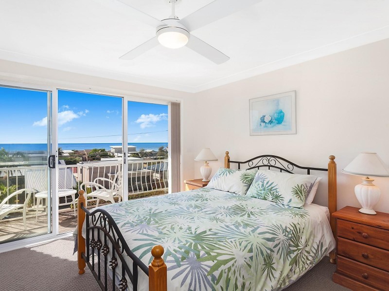 2/102 Ocean View Drive, Wamberal NSW 2260