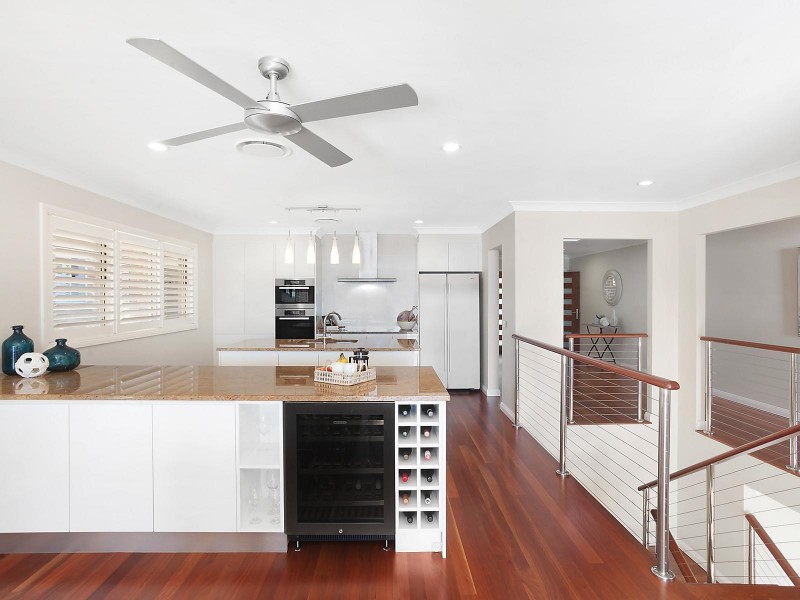 327 Avoca Drive, Green Point NSW 2251