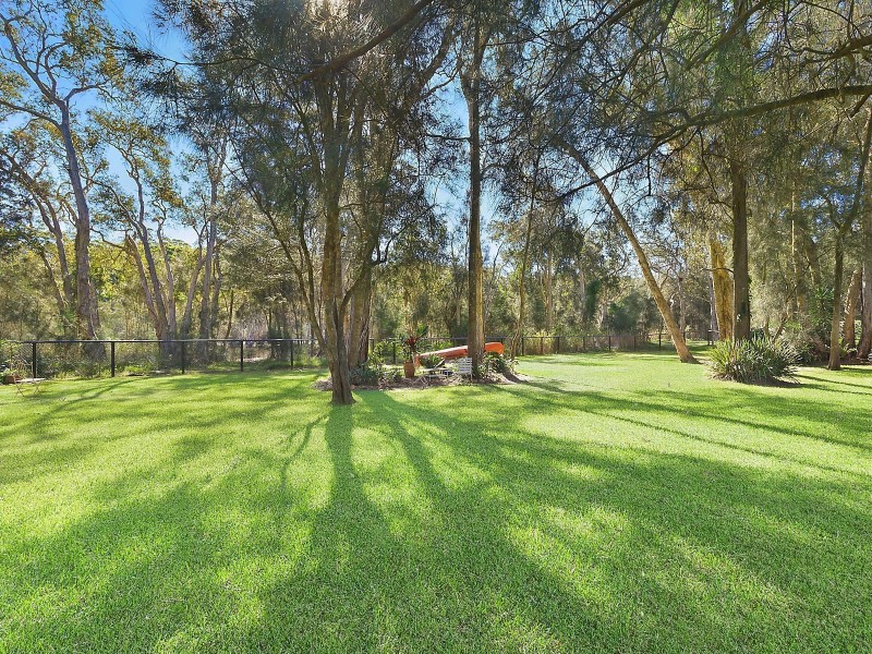 2/3 Tramway Road, North Avoca NSW 2260