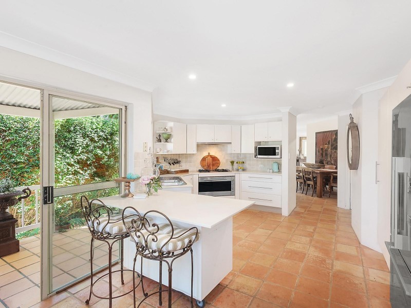 2/3 Tramway Road, North Avoca NSW 2260