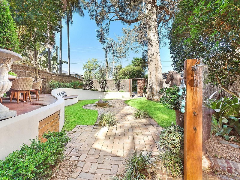 2/3 Tramway Road, North Avoca NSW 2260