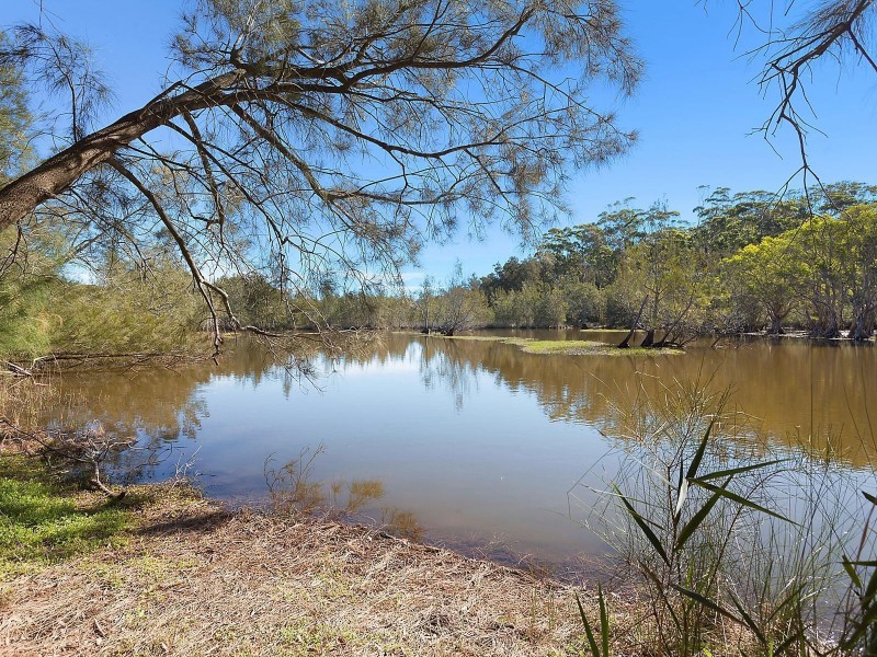 2/3 Tramway Road, North Avoca NSW 2260