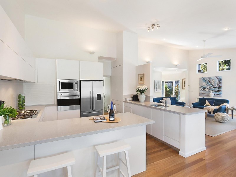 253 The Round Drive, Avoca Beach NSW 2251