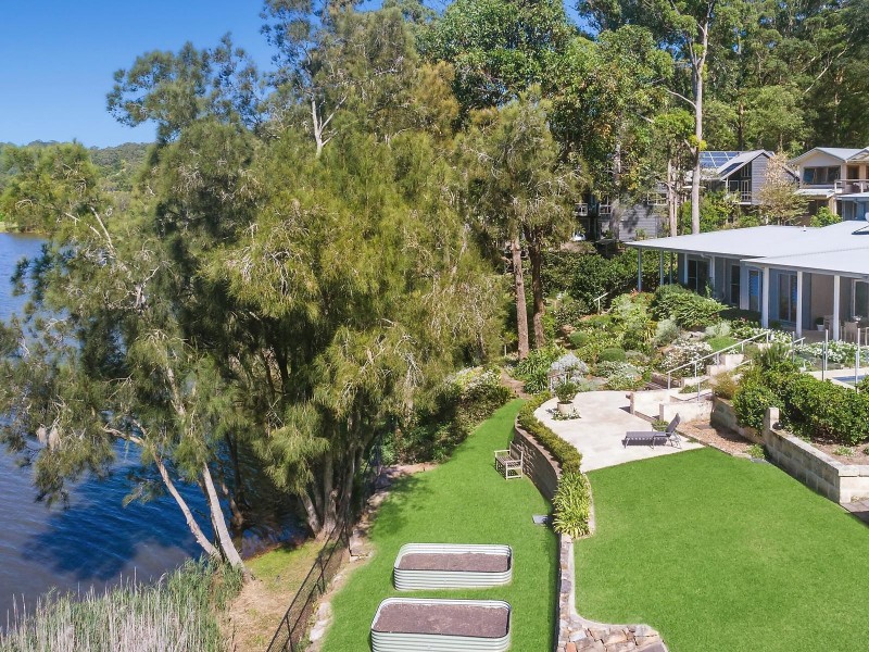 253 The Round Drive, Avoca Beach NSW 2251