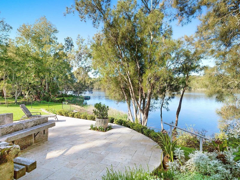 253 The Round Drive, Avoca Beach NSW 2251