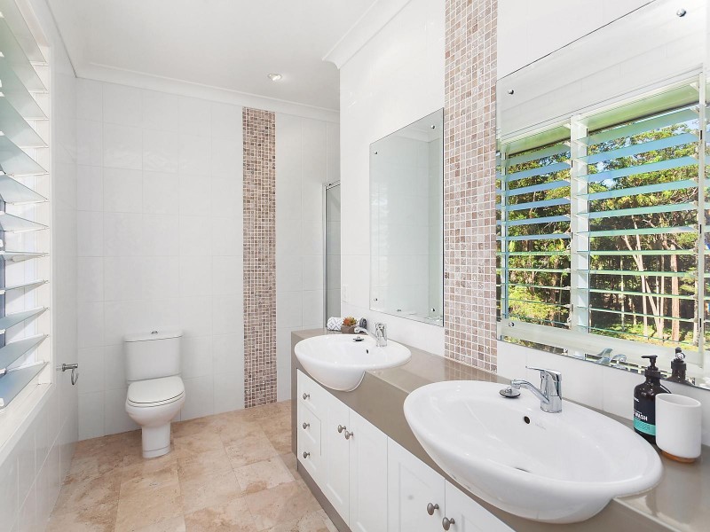 84 Brush Road, Wamberal NSW 2260