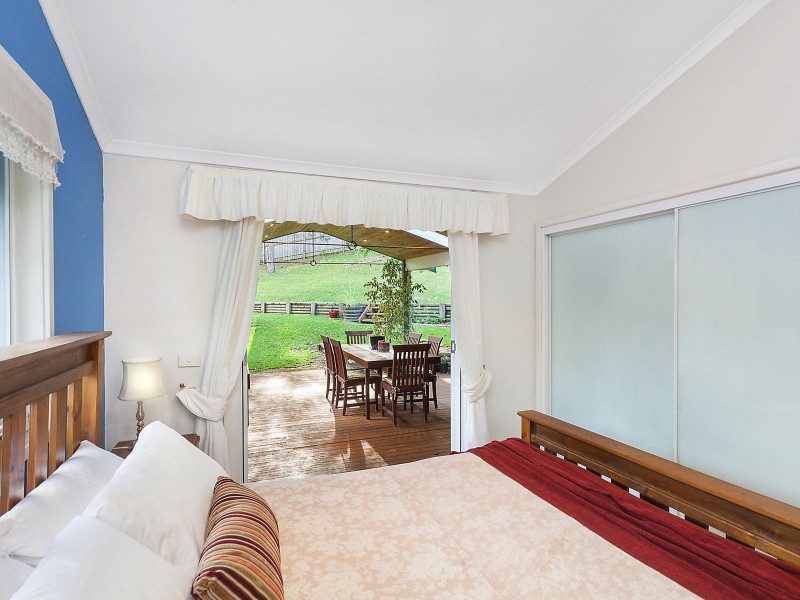 12 Walder Crescent, Avoca Beach NSW 2251