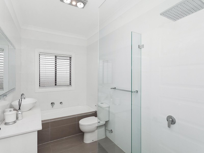 742 The Entrance Road, Wamberal NSW 2260