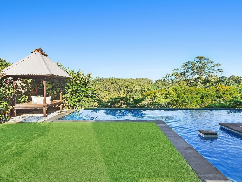 2 Brooks Hill Lane, Wamberal NSW 2260