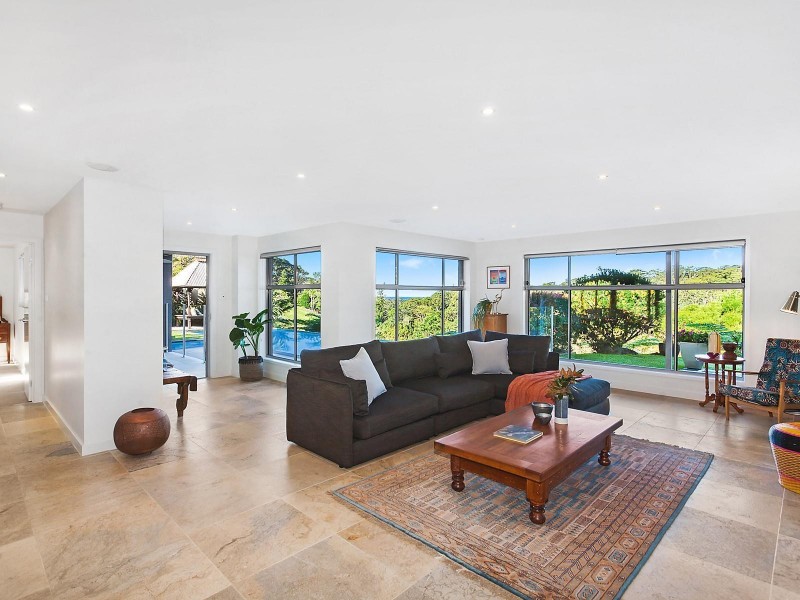 2 Brooks Hill Lane, Wamberal NSW 2260