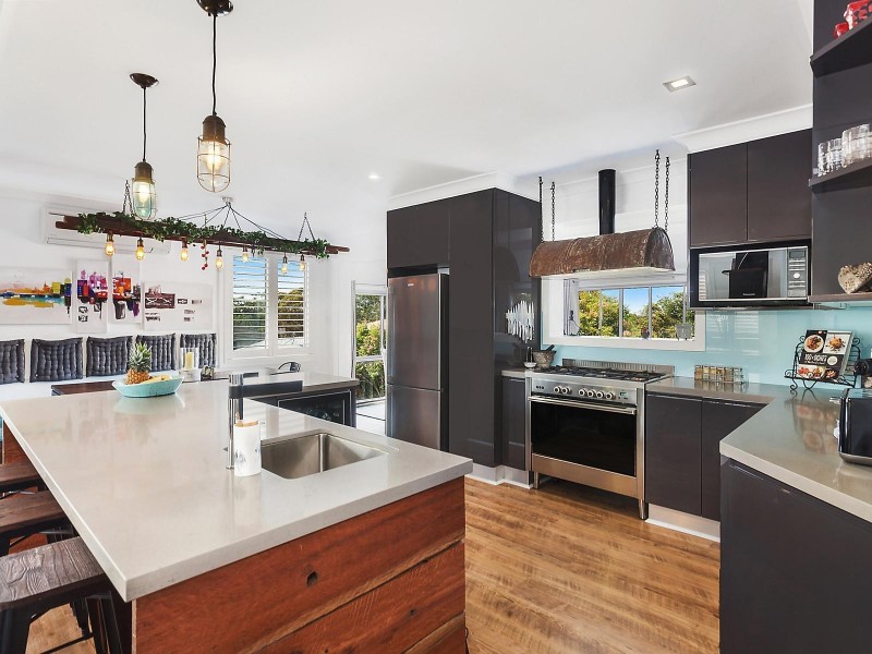 27 Heights Crescent, Wamberal NSW 2260