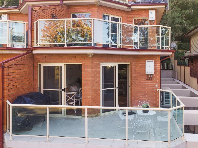 2/78 Donnison Street West, Gosford NSW 2250