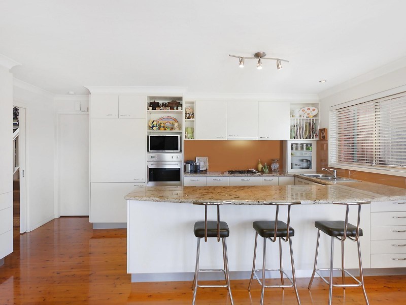 118 Old Gosford Road, Wamberal NSW 2260