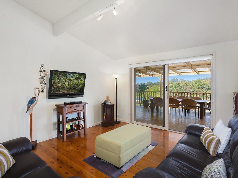 118 Old Gosford Road, Wamberal NSW 2260