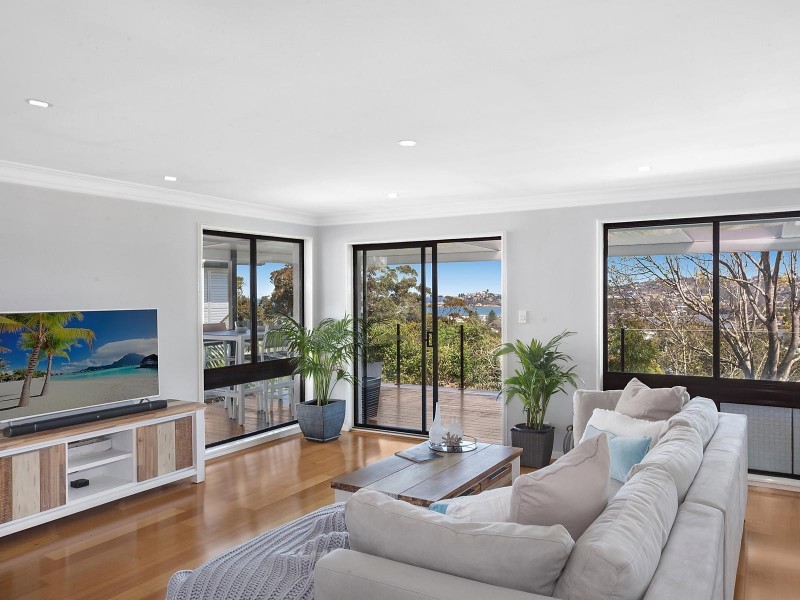 54 McGee Avenue, Wamberal NSW 2260
