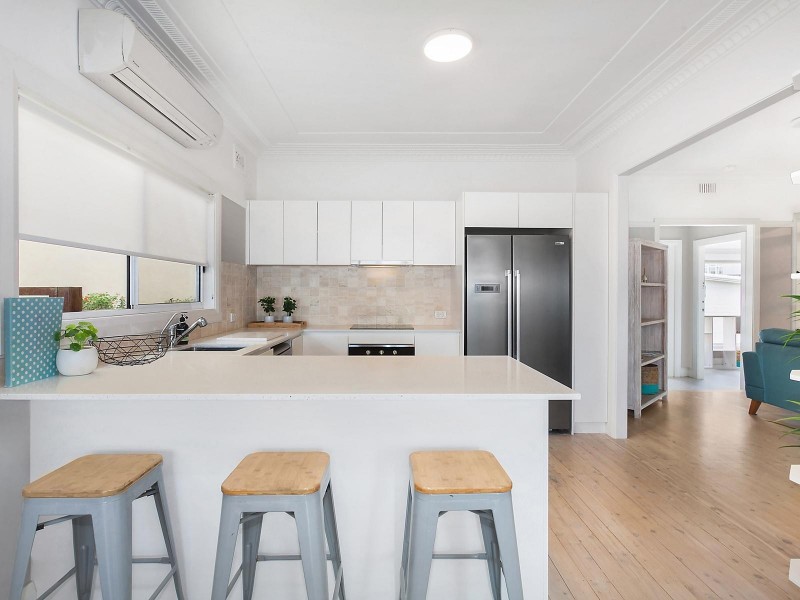 87 Avoca Drive, Avoca Beach NSW 2251