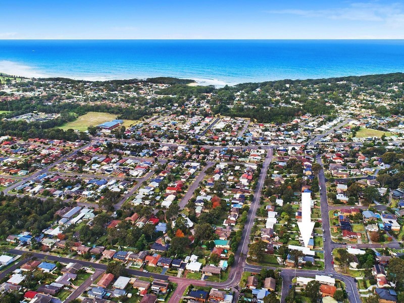 35 Mermaid Drive, Bateau Bay NSW 2261