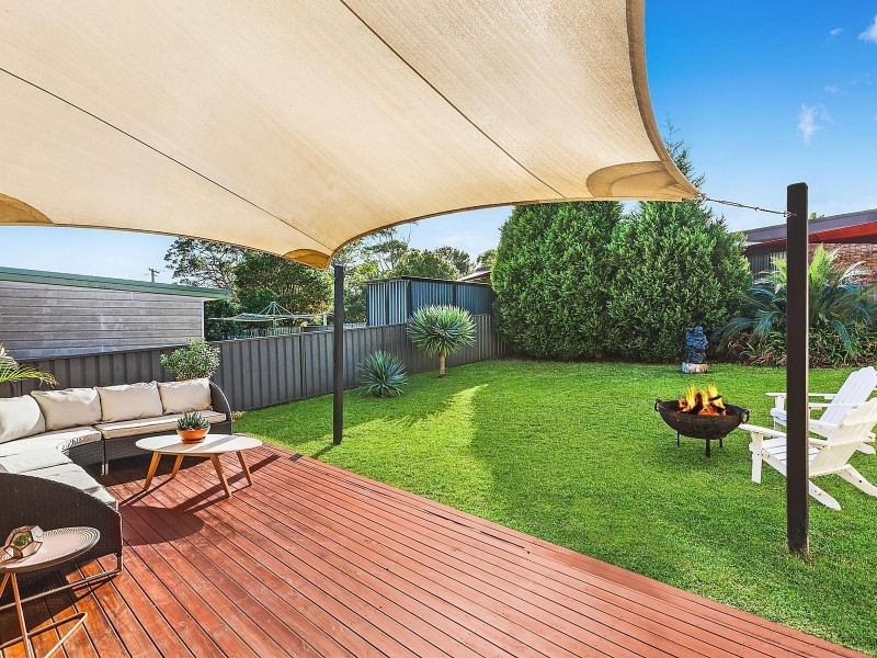 9 Macauley Road, Bateau Bay NSW 2261
