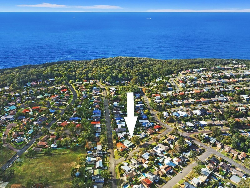 9 Macauley Road, Bateau Bay NSW 2261